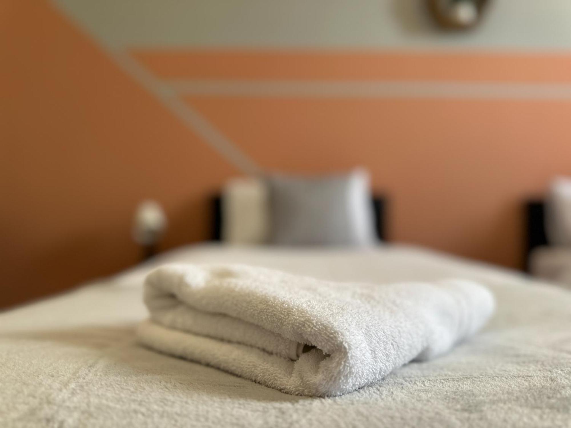 Great Offers On Long Stays!! Laluna Apartments Gateshead Esterno foto
