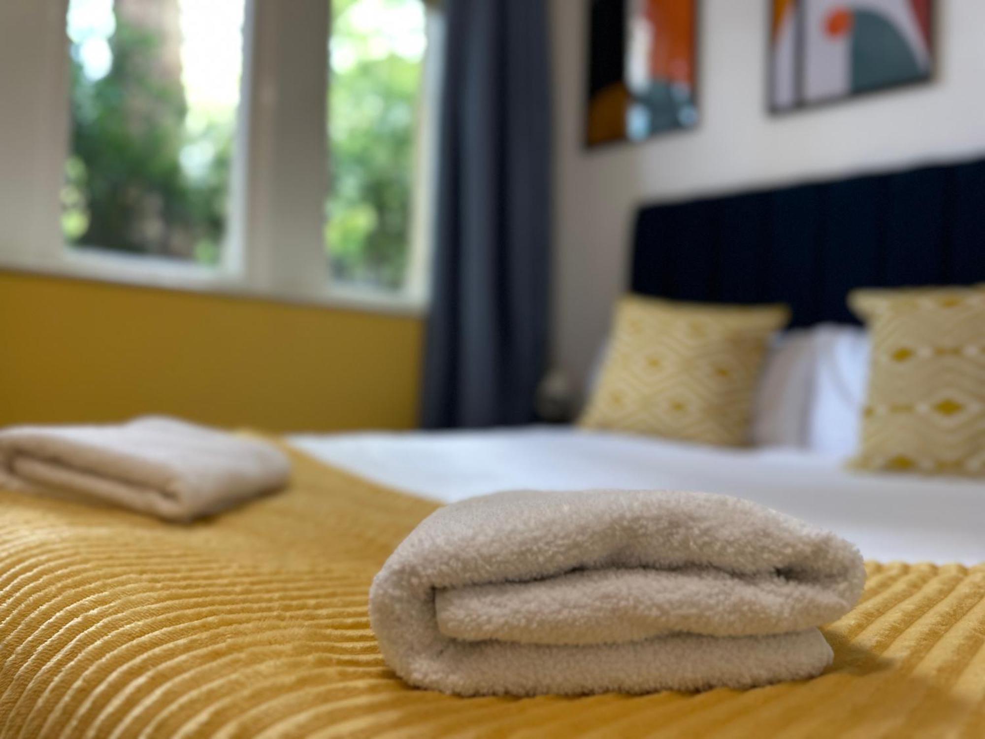 Great Offers On Long Stays!! Laluna Apartments Gateshead Esterno foto