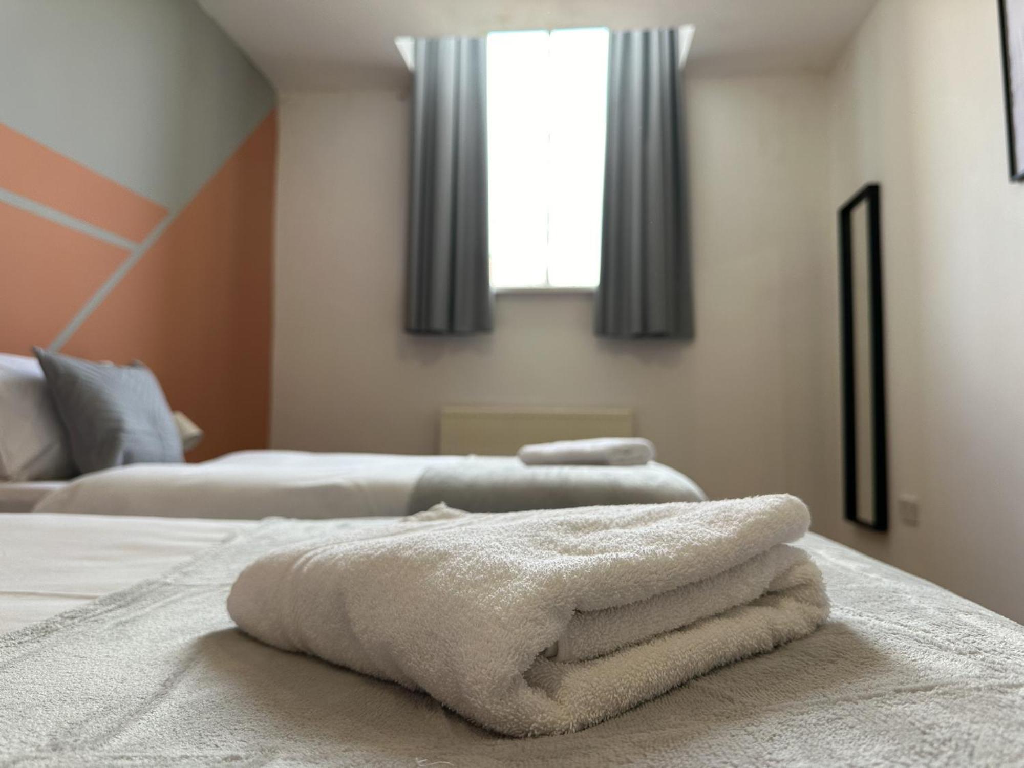 Great Offers On Long Stays!! Laluna Apartments Gateshead Esterno foto