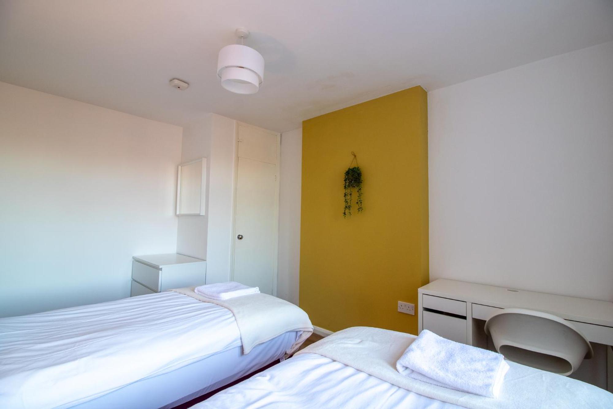 Great Offers On Long Stays!! Laluna Apartments Gateshead Esterno foto