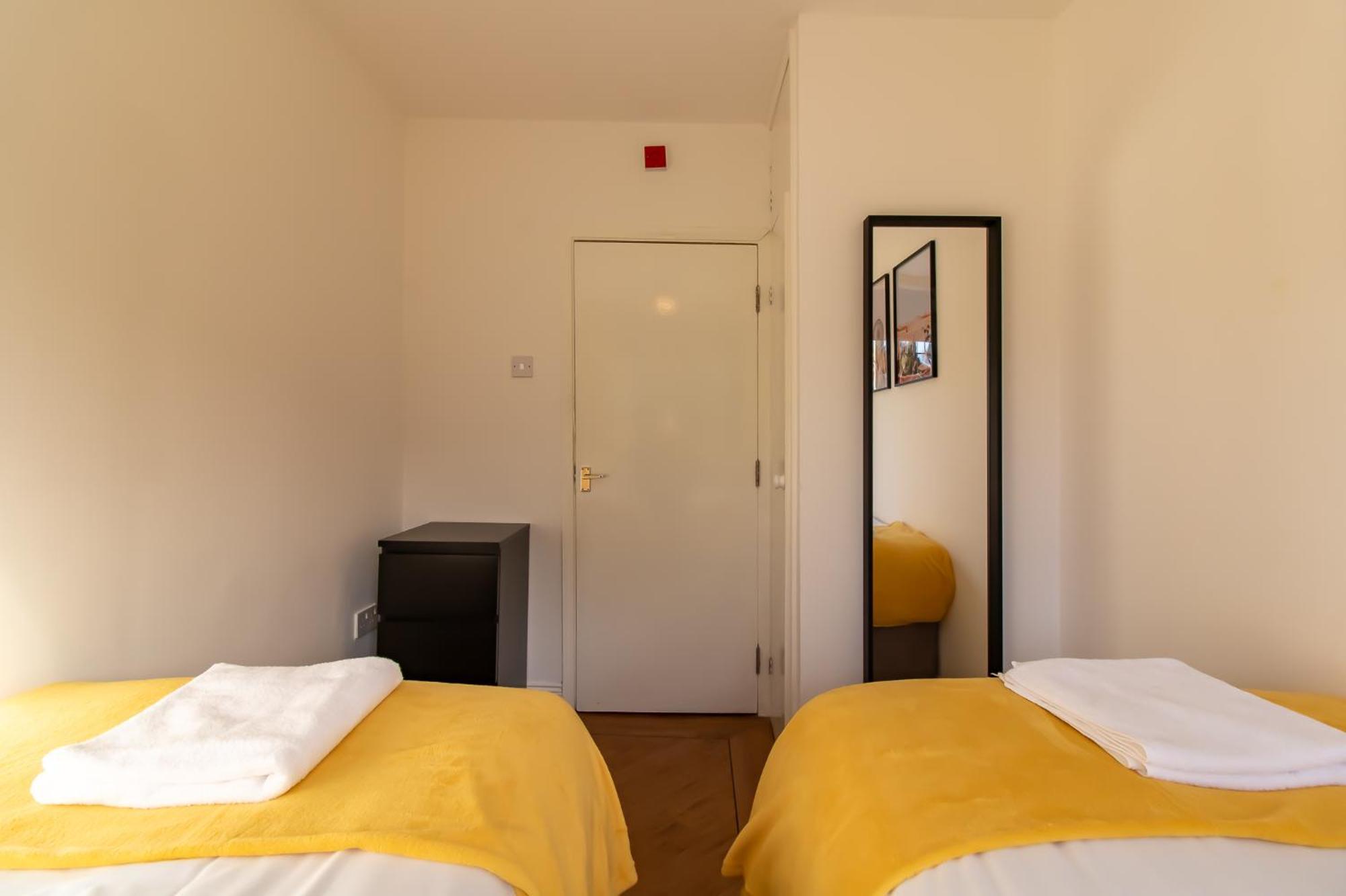 Great Offers On Long Stays!! Laluna Apartments Gateshead Esterno foto